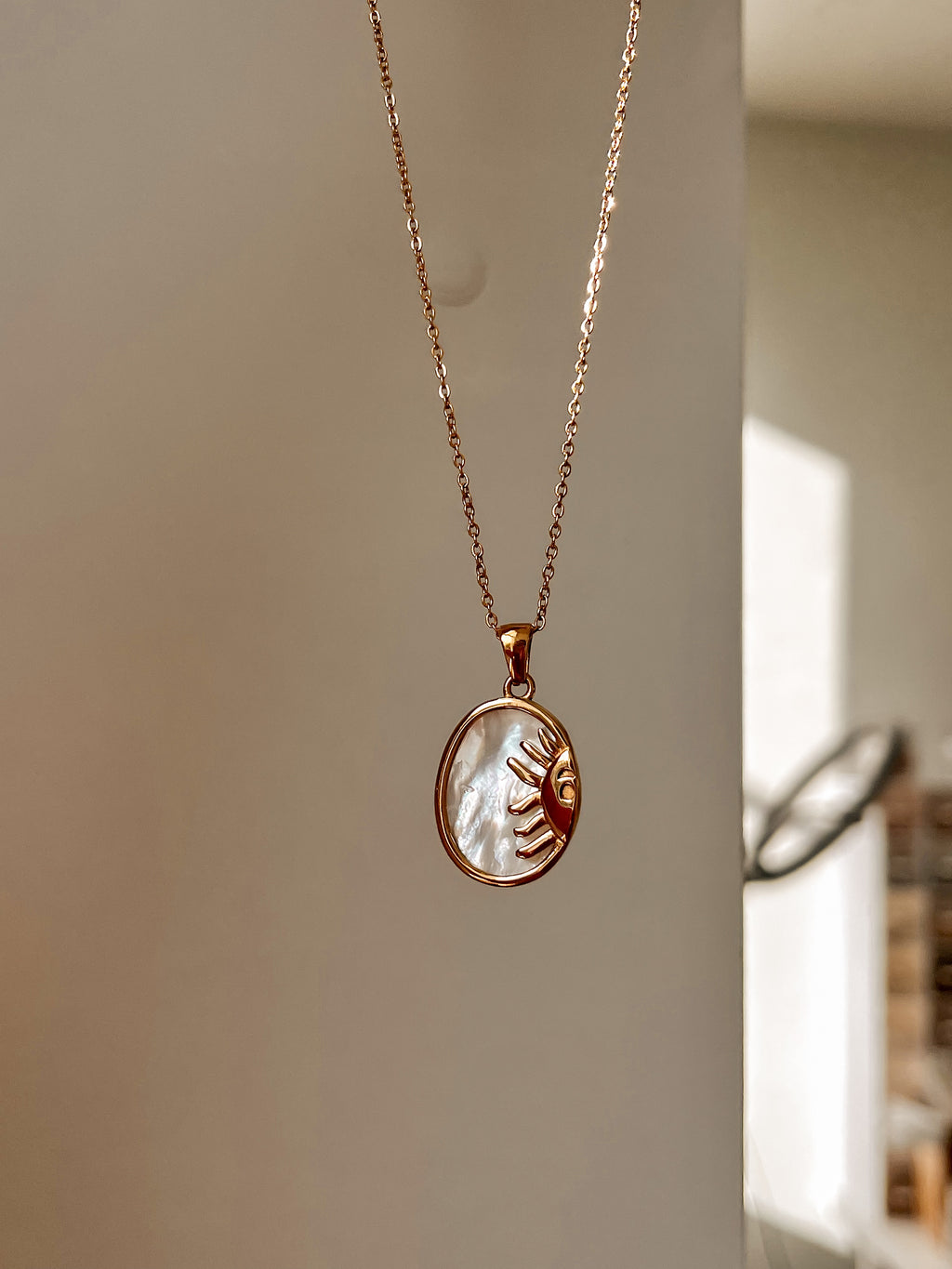 Solaz Necklace