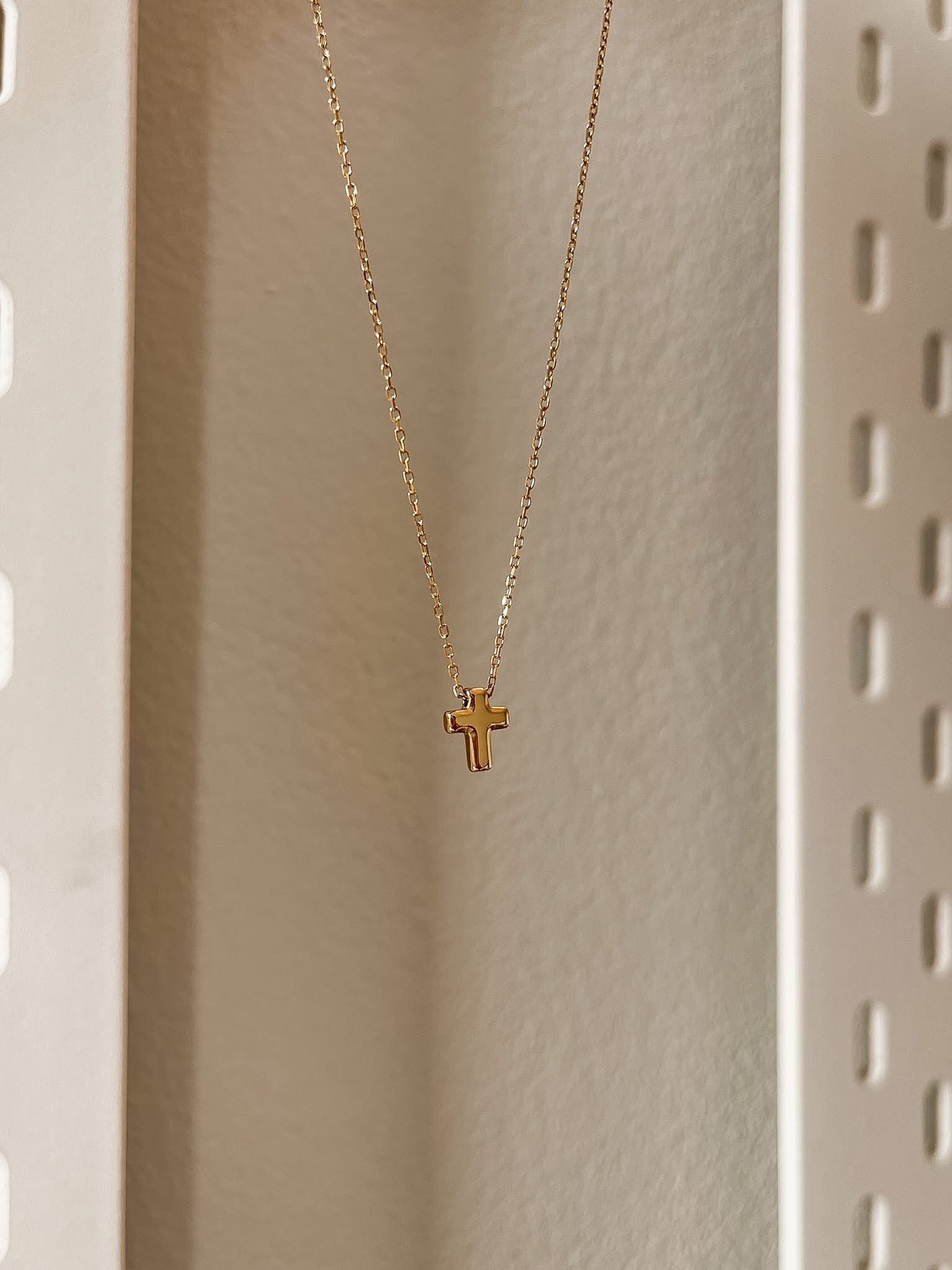 Fé Necklace