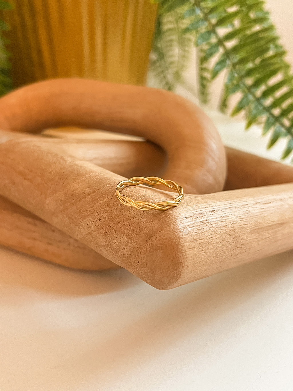 Entrelazos Ring