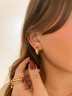 Noira Hoops