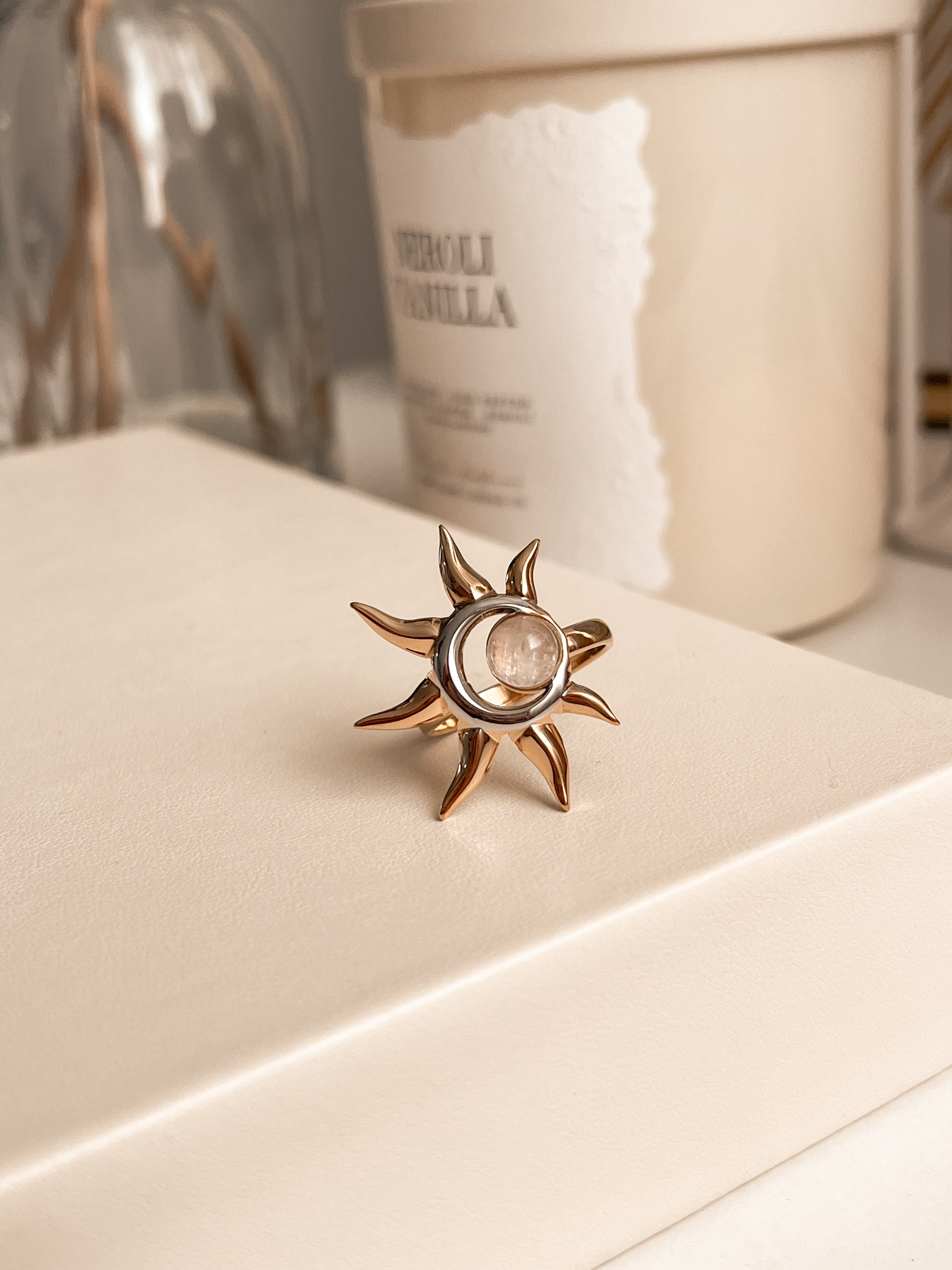 Sol y Luna Two-Tone Ring