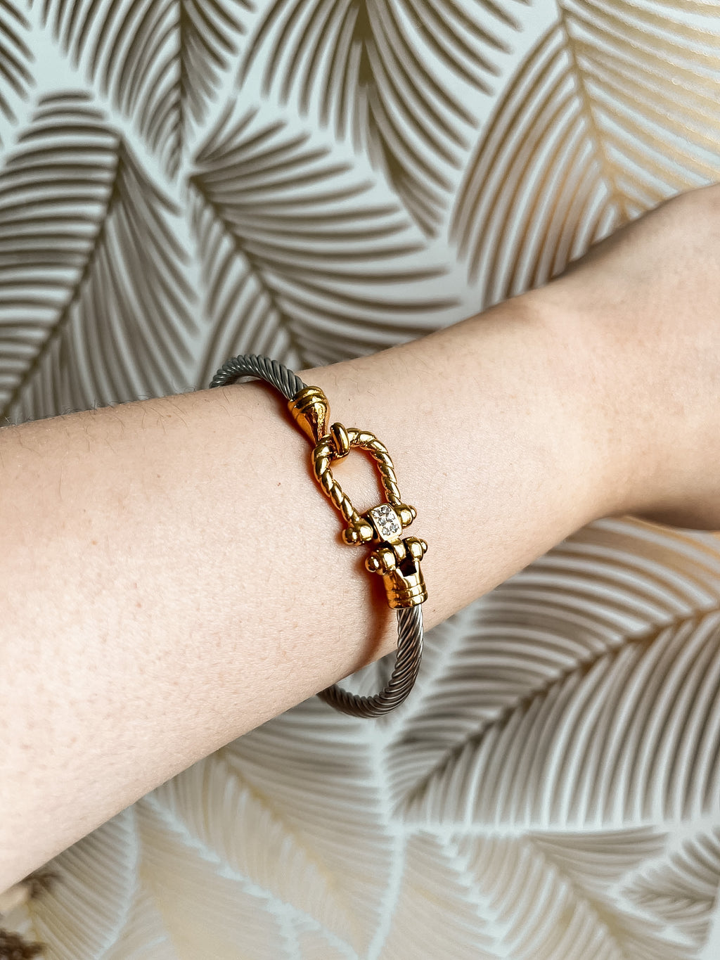Eterna Bangle